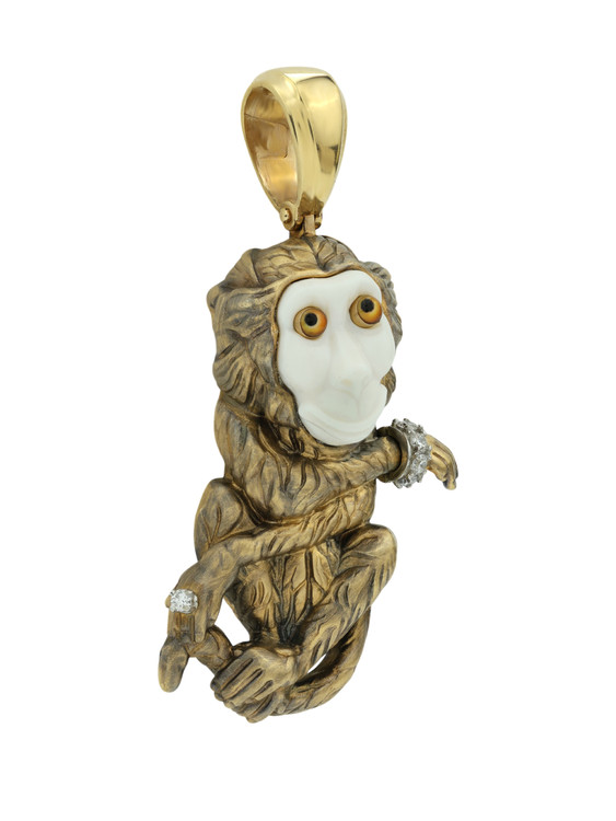 Подвеска из лимонного золота c эмалью, бриллиантами, рубином и бивнем мамонта