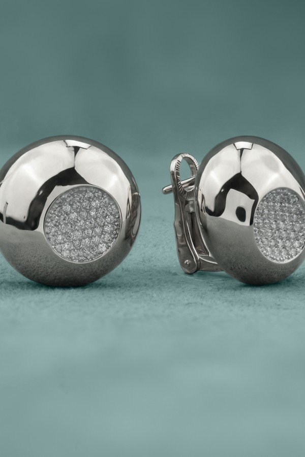 Серьги из белого золота c бриллиантами