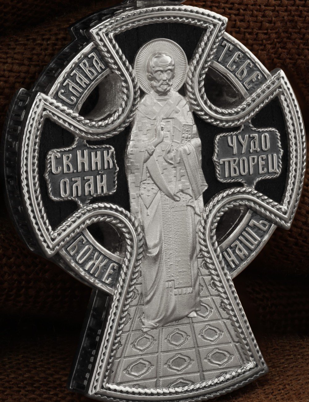 Крест из белого золота 585 пробы c эбеновым деревом
