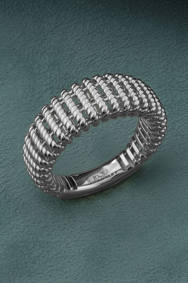 Кольцо из белого золота