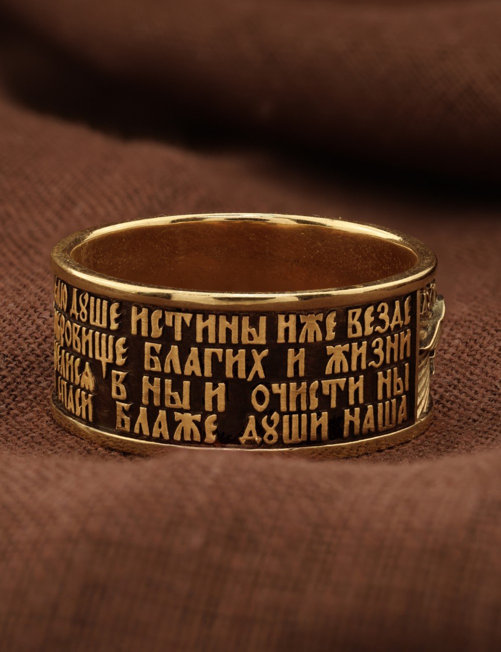 Кольцо из золота 585 пробы