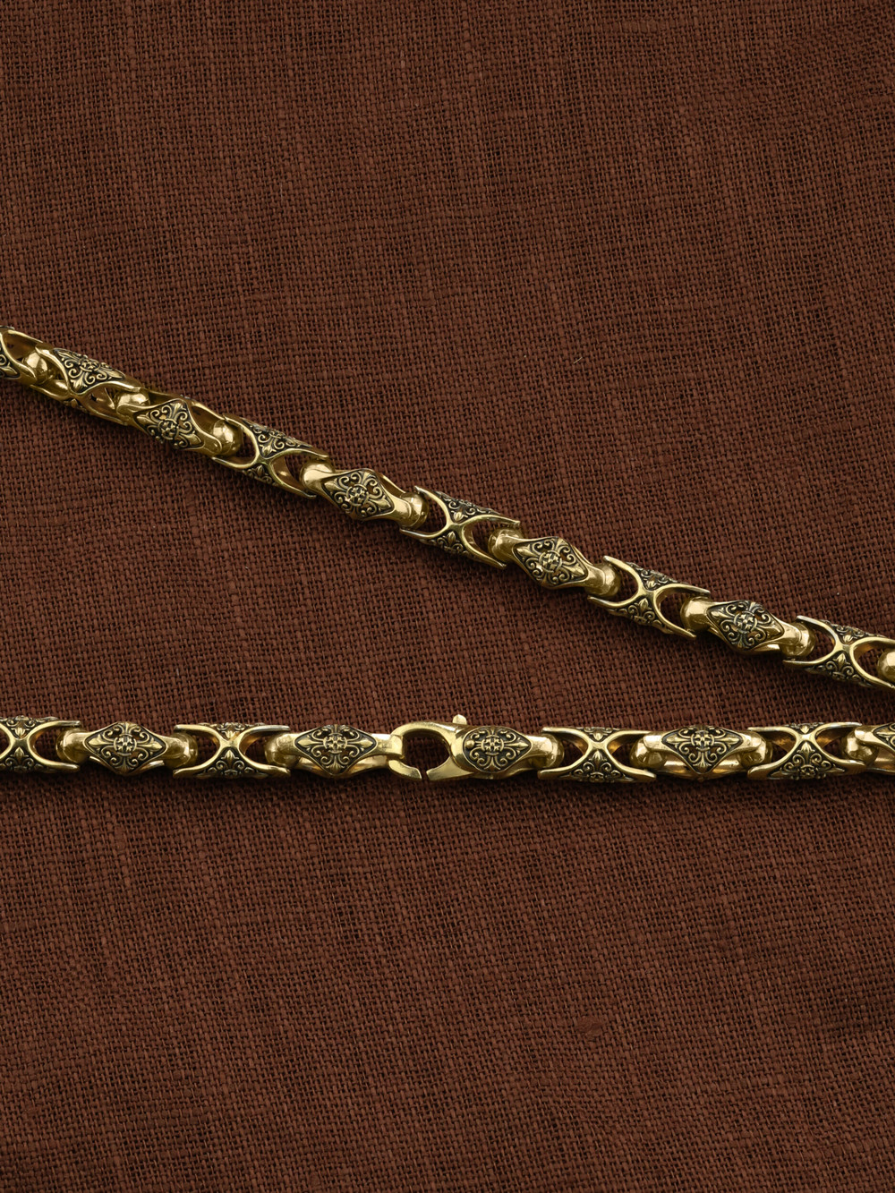 Цепь из лимонного золота