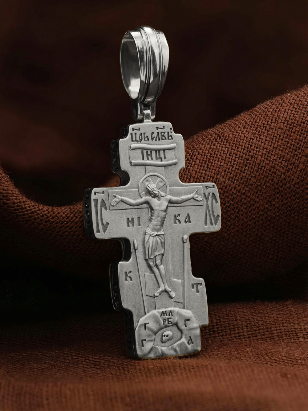 Крест из белого золота