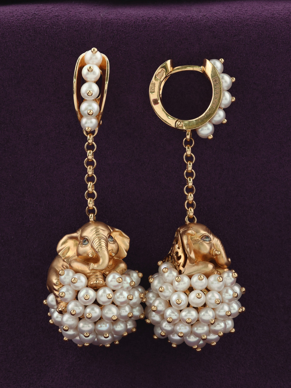 Серьги из золота c эмалью и жемчугом