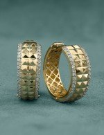 Серьги из лимонного золота 585 пробы c бриллиантами и рубином