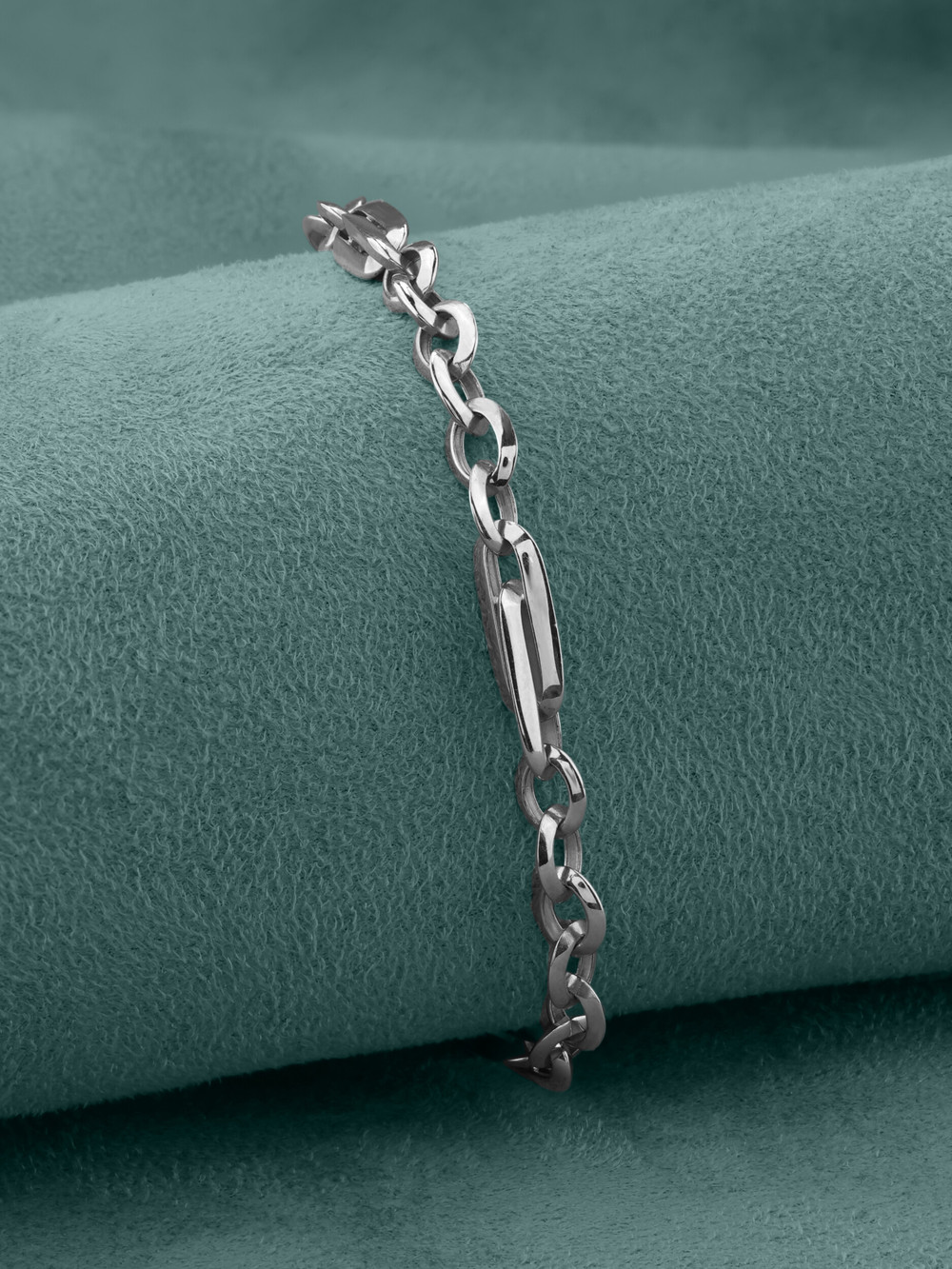 Браслет из белого золота