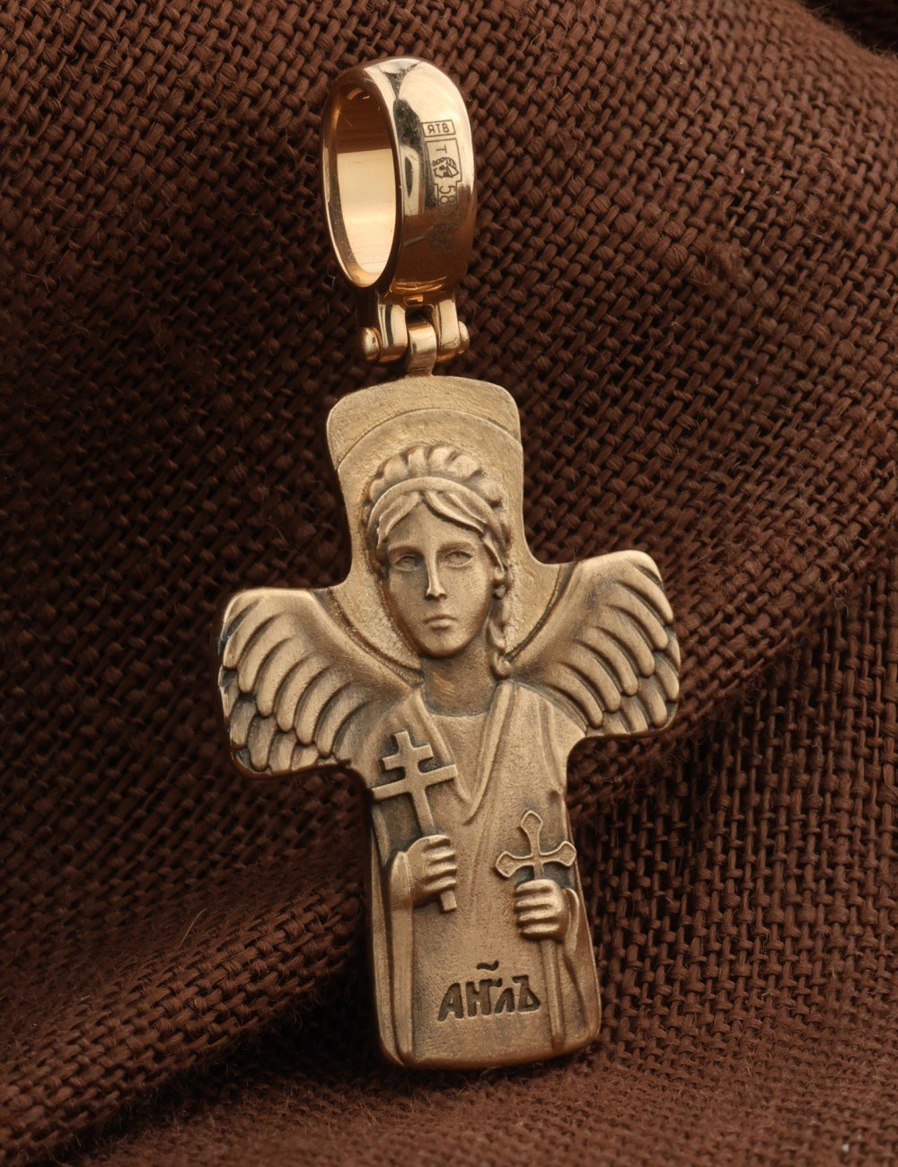 Крест из золота 585 пробы