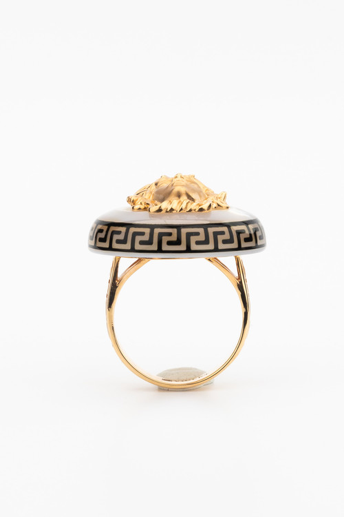 Кольцо из золота c эмалью и перламутром