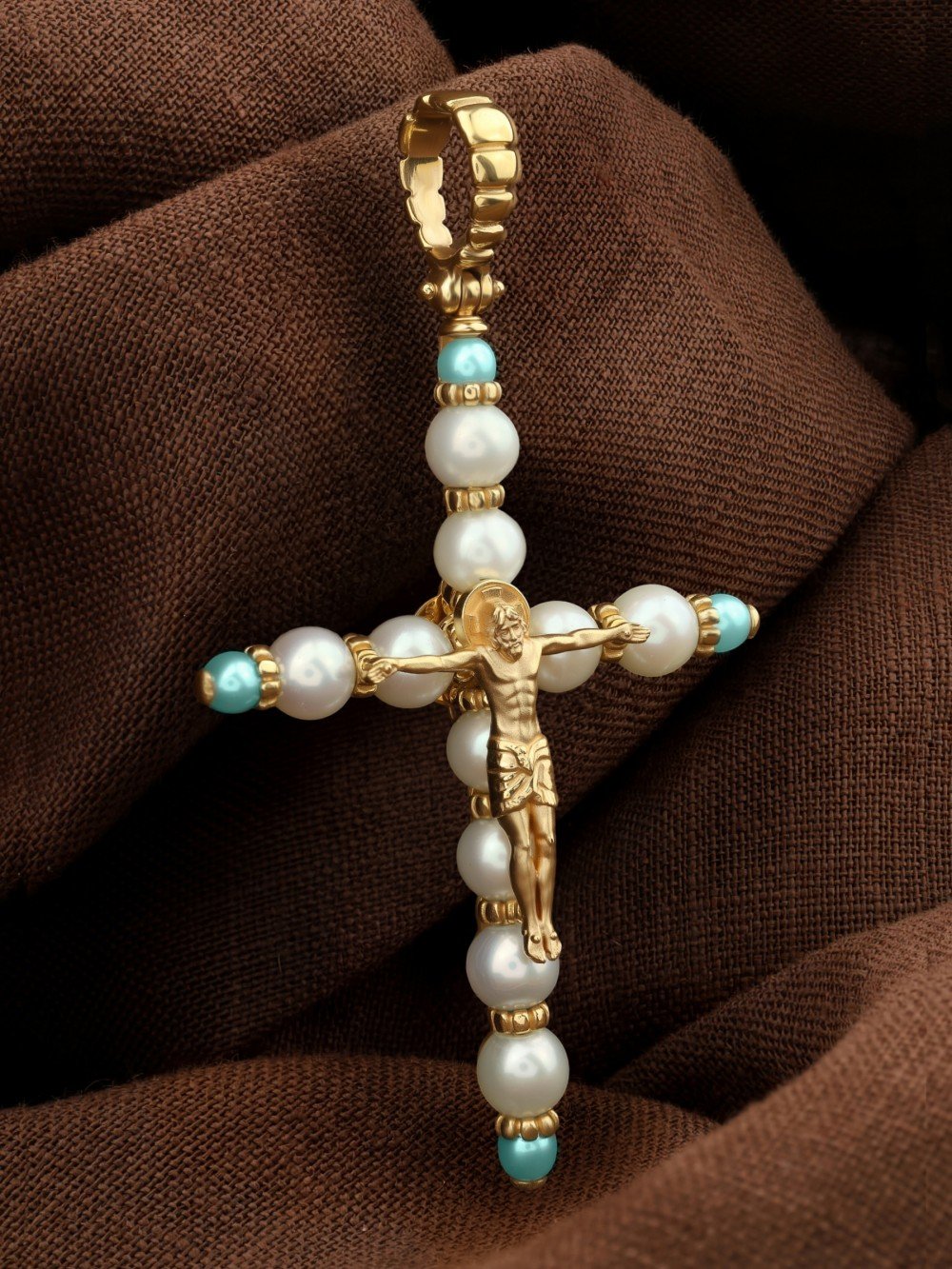 Крест из лимонного золота c жемчугом и бирюзой