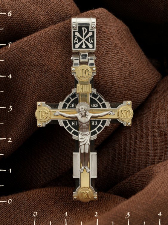 Крест из белого золота c эмалью и эбеновым деревом