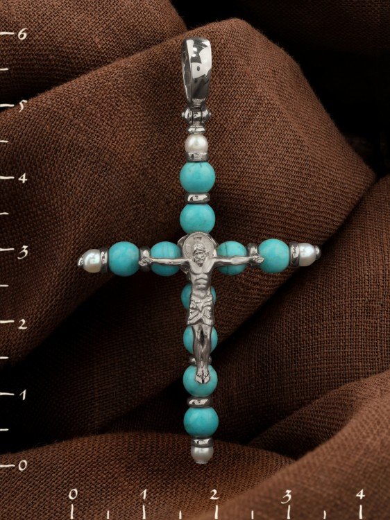 Крест из белого золота c жемчугом и бирюзой