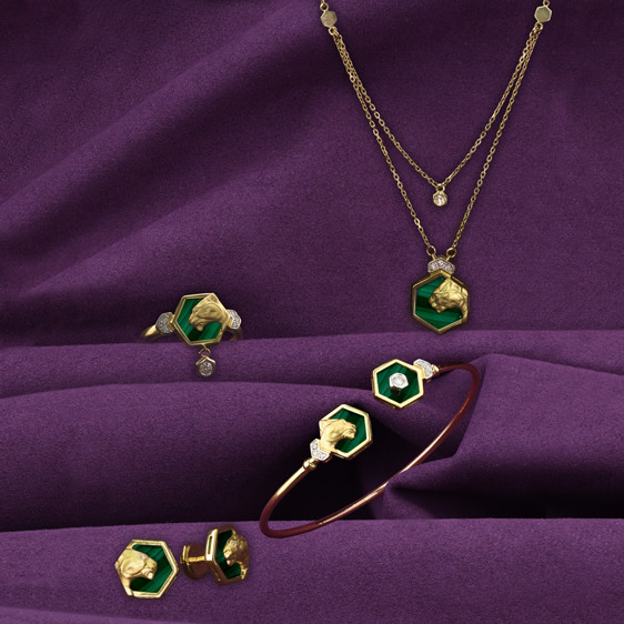 Кольцо из лимонного золота c бриллиантами и малахитом