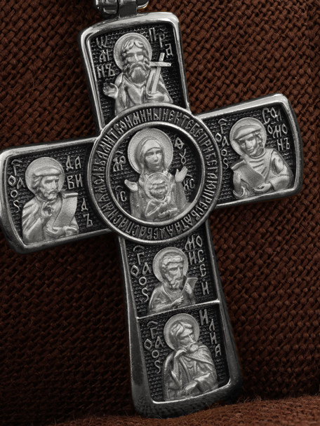 Крест из белого золота