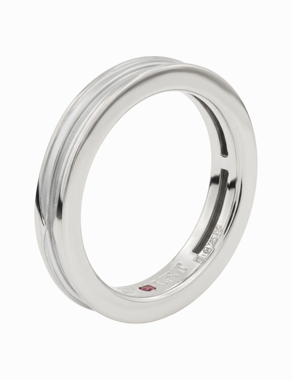 Кольцо из белого золота c рубином