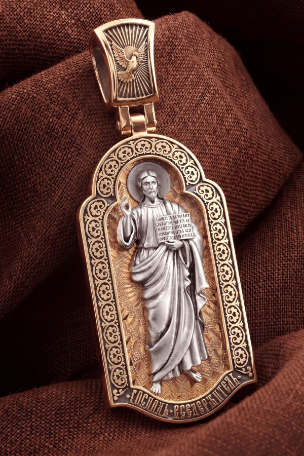 Образок из золота c эмалью