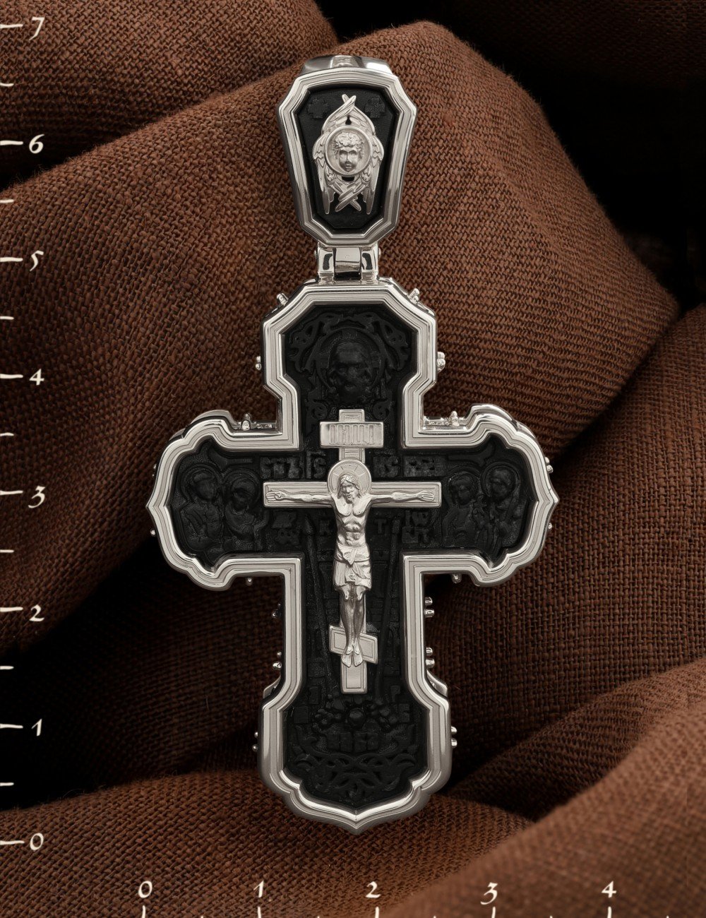 Крест из белого золота 585 пробы c эбеновым деревом