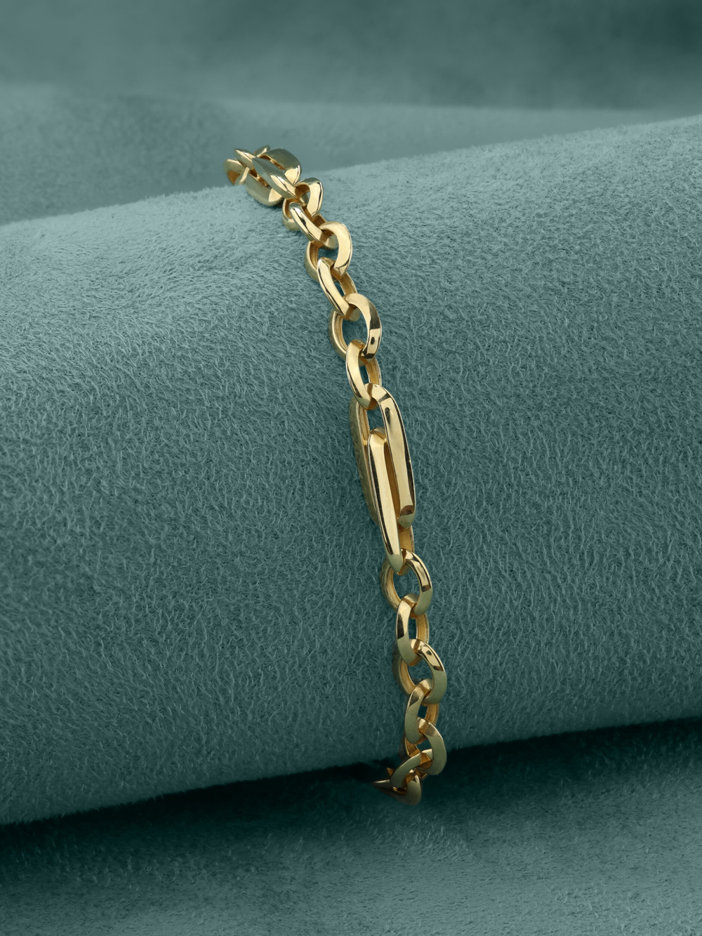 Браслет из лимонного золота