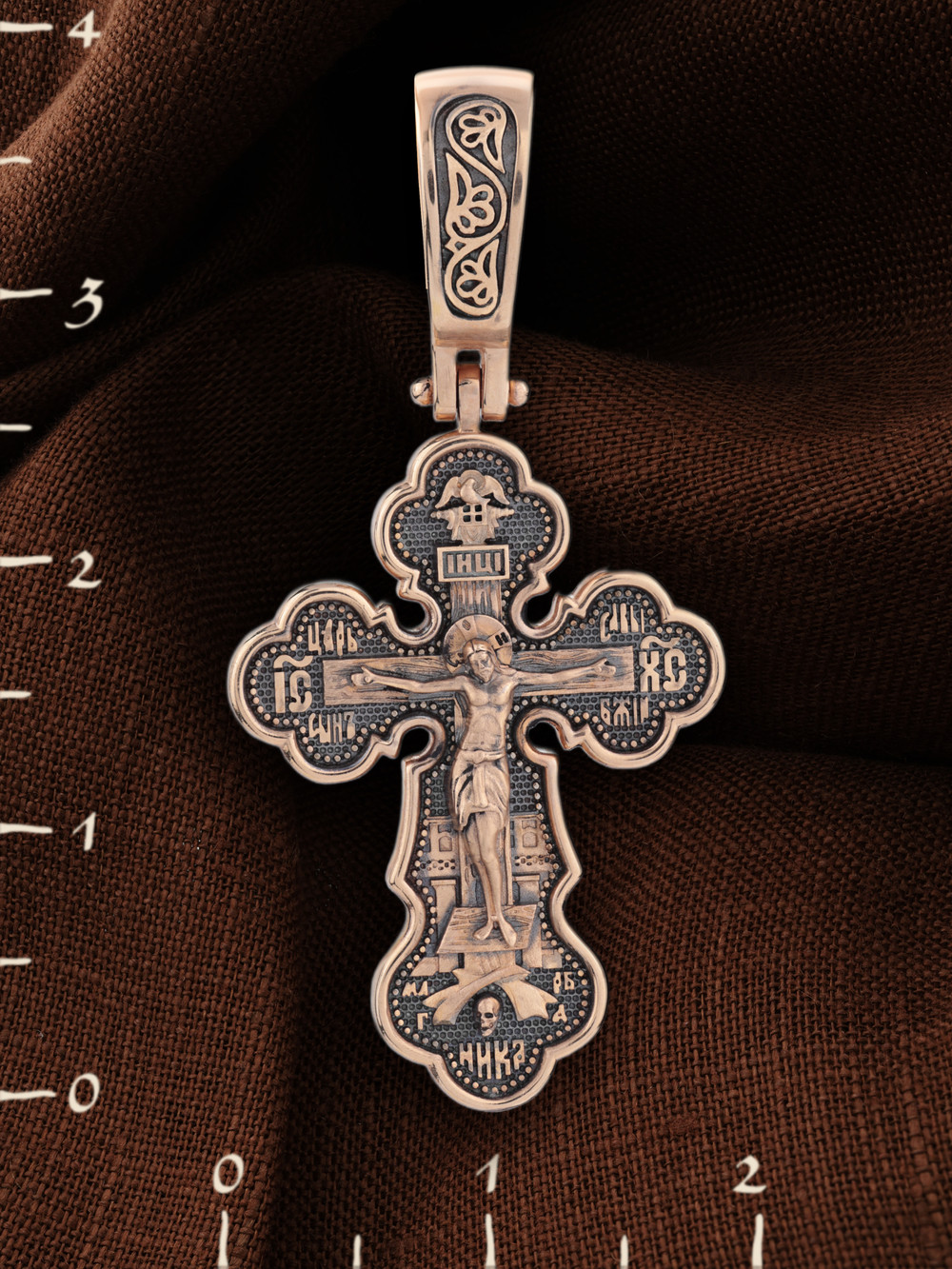 Крест из золота