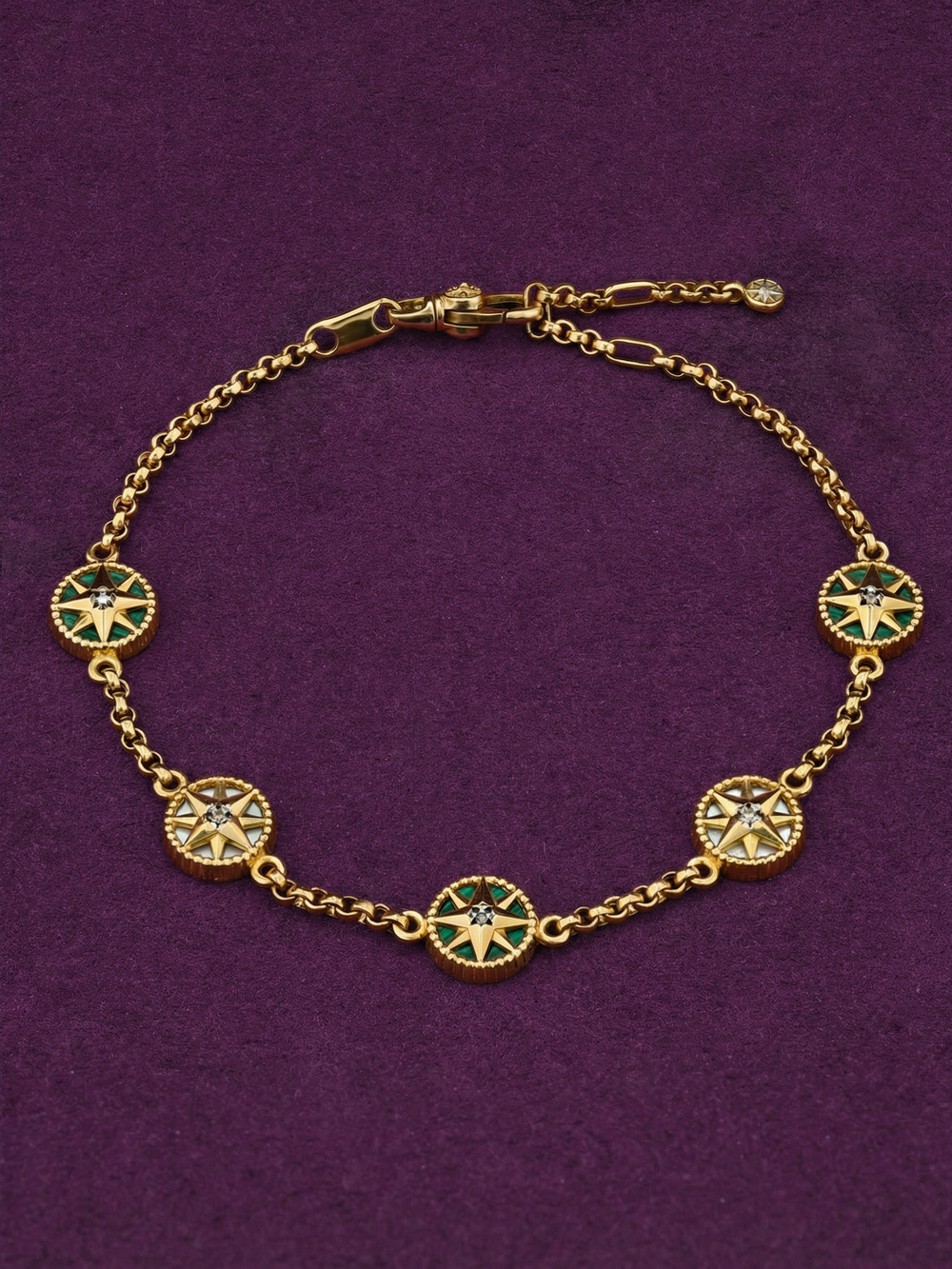 Браслет из лимонного золота c бриллиантами, малахитом и перламутром