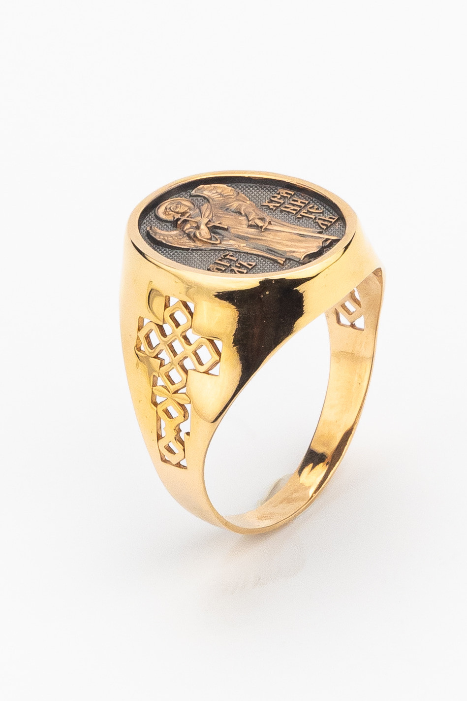 Кольцо из золота