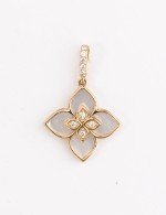 Подвеска из золота 585 пробы c бриллиантами и перламутром