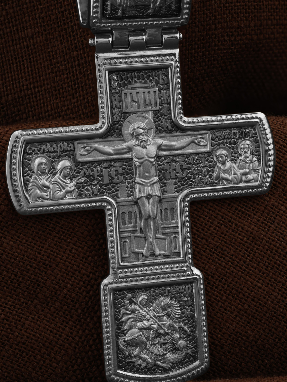 Крест из белого золота